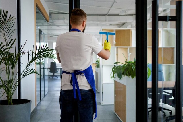 Limpieza de Oficinas en Zaragoza: Manteniendo Espacios Impecables